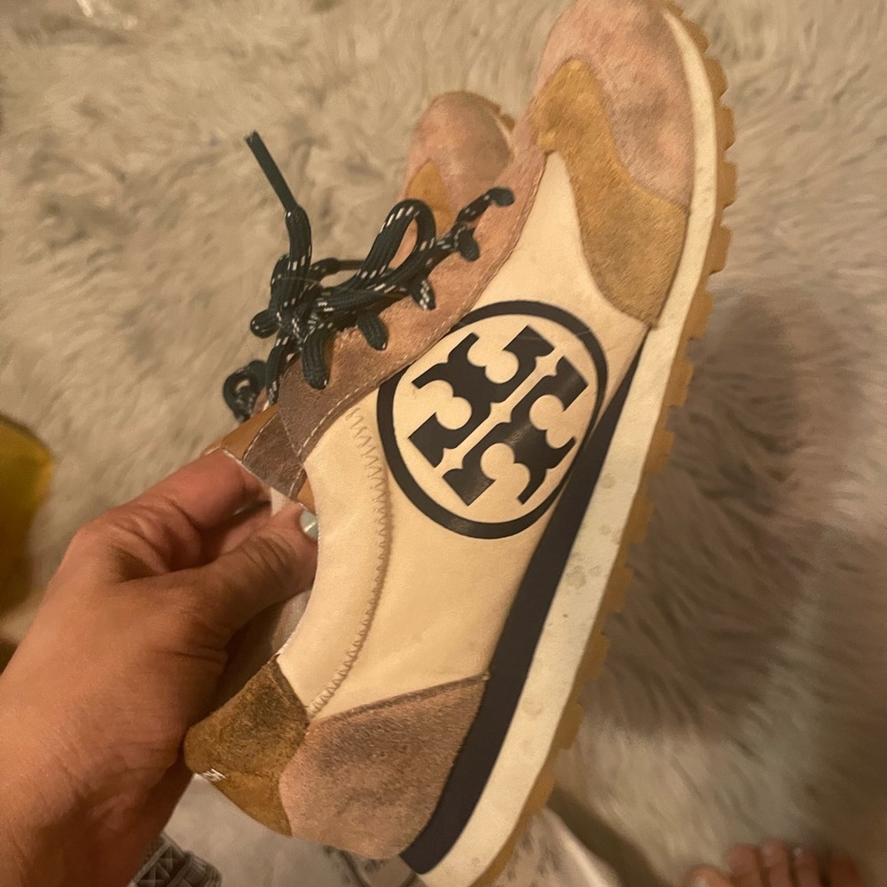 Tory Burch Annie nylon runner sneaker women’s size 8.5